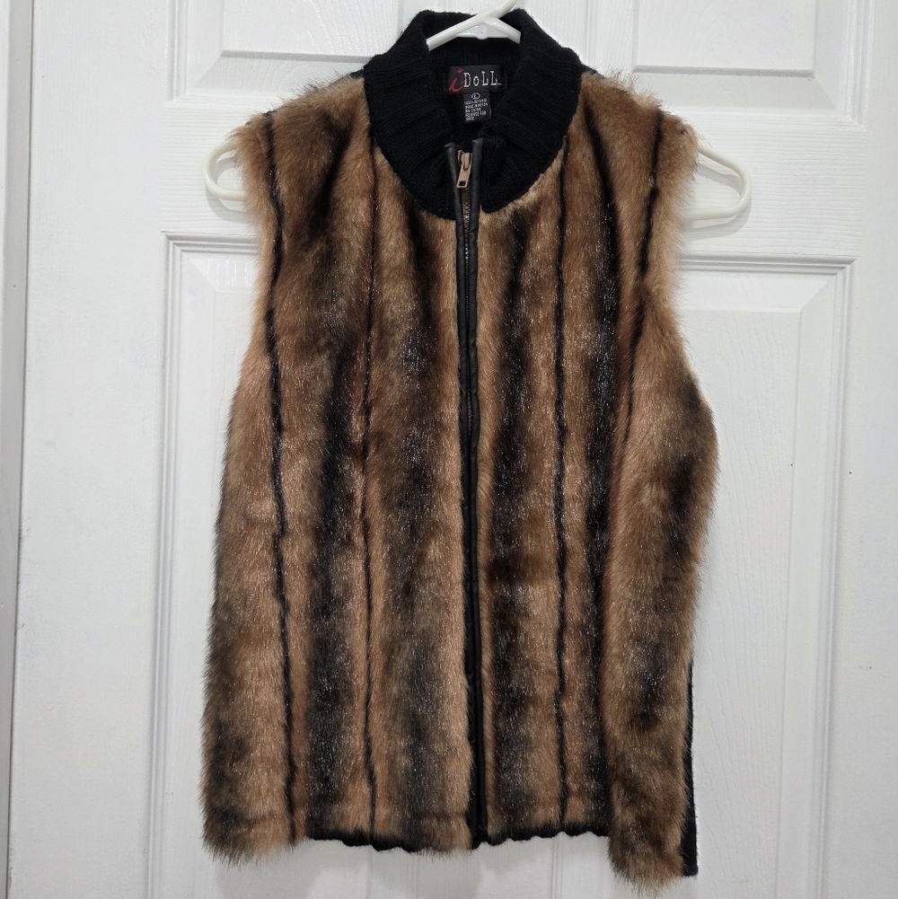 i Doll Brown Faux Fur Vest with Black Trim Sz Large - Picture 2 of 10